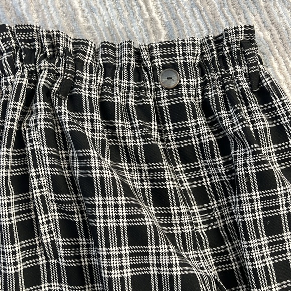 Zara girls bundle of clothes size 13-14 Dress, crop top, dress pants, sweatpants - Picture 4 of 9